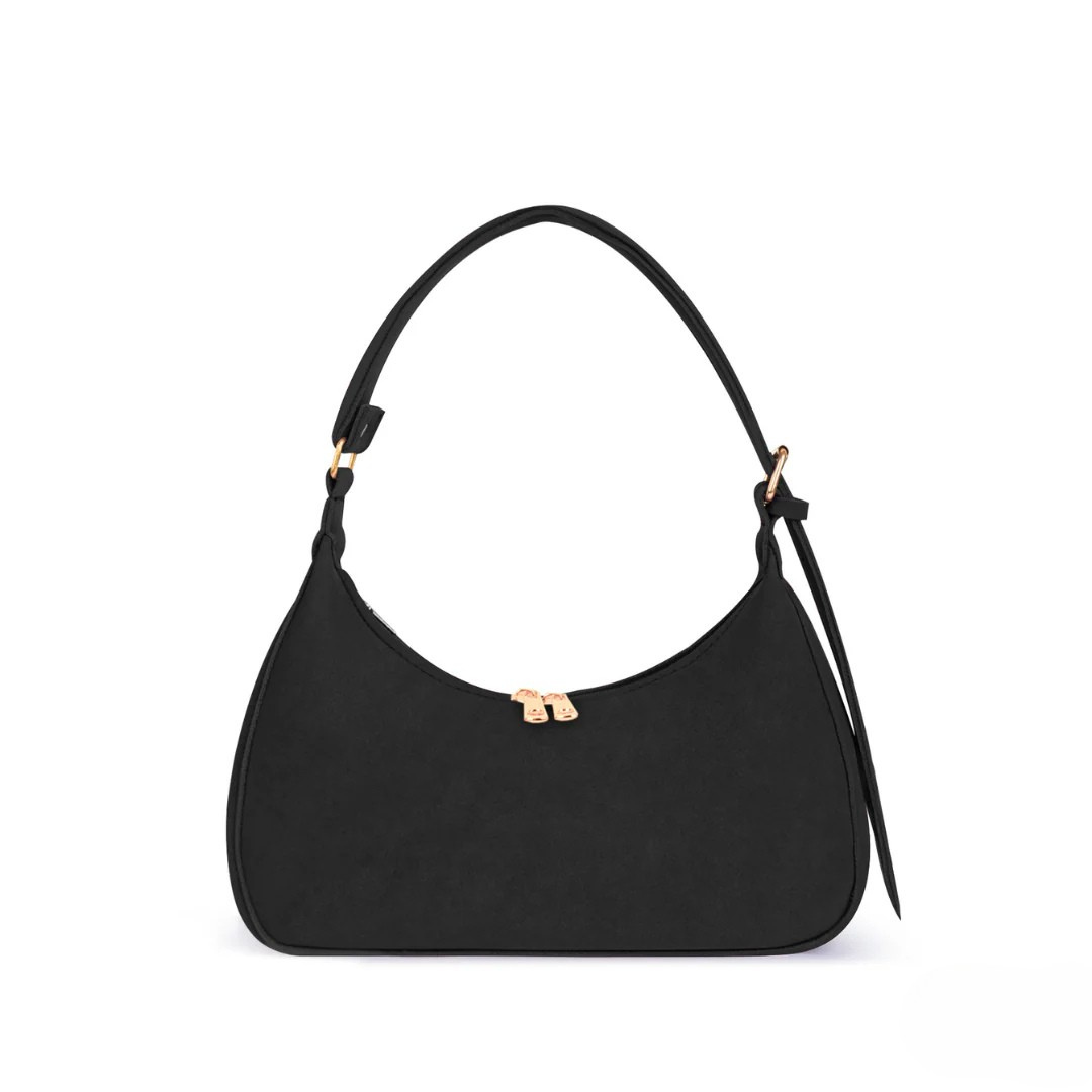 Trendy handbag with buckle design