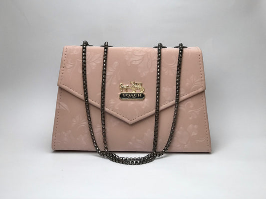 Blush Carry – Stylish Ladies Purse Light Pink