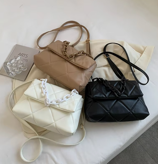 Fluffy Quilted Shoulder Bag – Stylish Purse